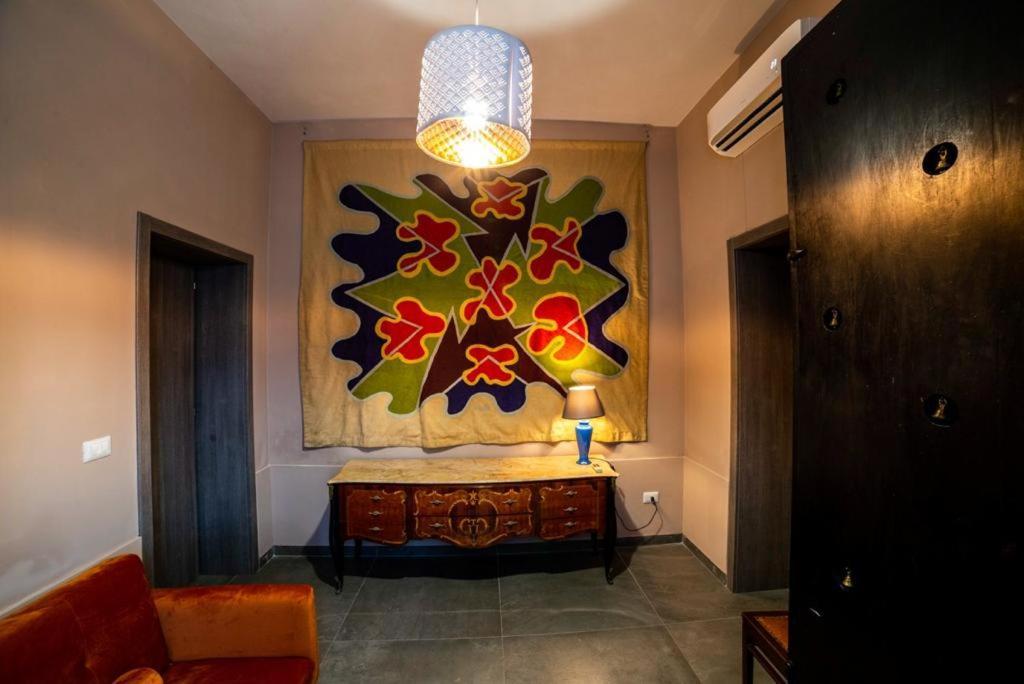 Speciale Tarshito'S Home - Atrium And Terrace Бари Екстериор снимка